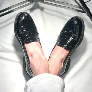 LA CANADIENNE HALLE Black Patent Loafers